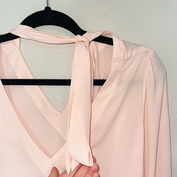 LOFT Light Pink Wrap Tie Neck V-neck Long Sleeve Blouse Medium Women’s - Picture 4 of 14